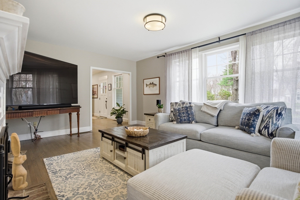 15 River Meadow Drive