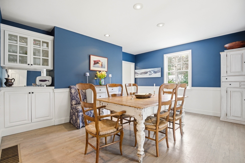 15 River Meadow Drive