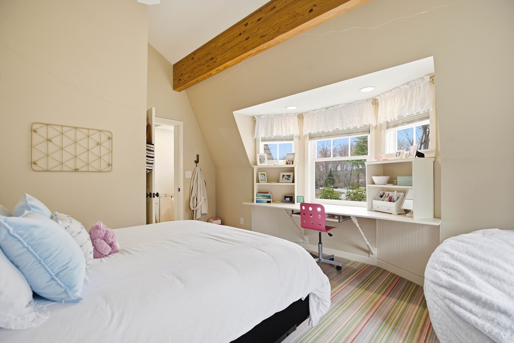 15 River Meadow Drive