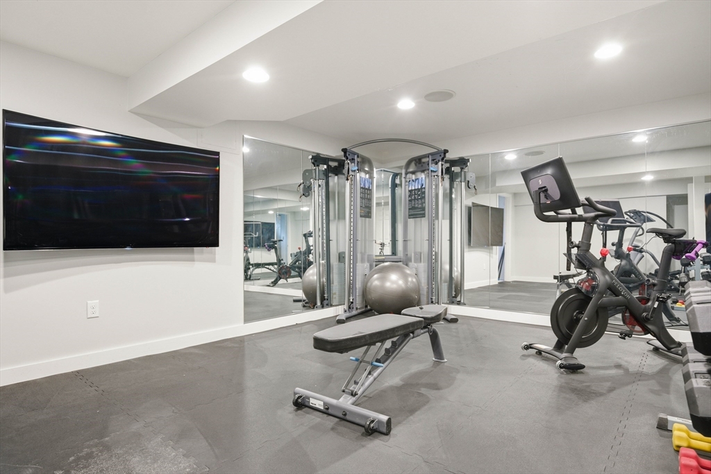 15 River Meadow Drive