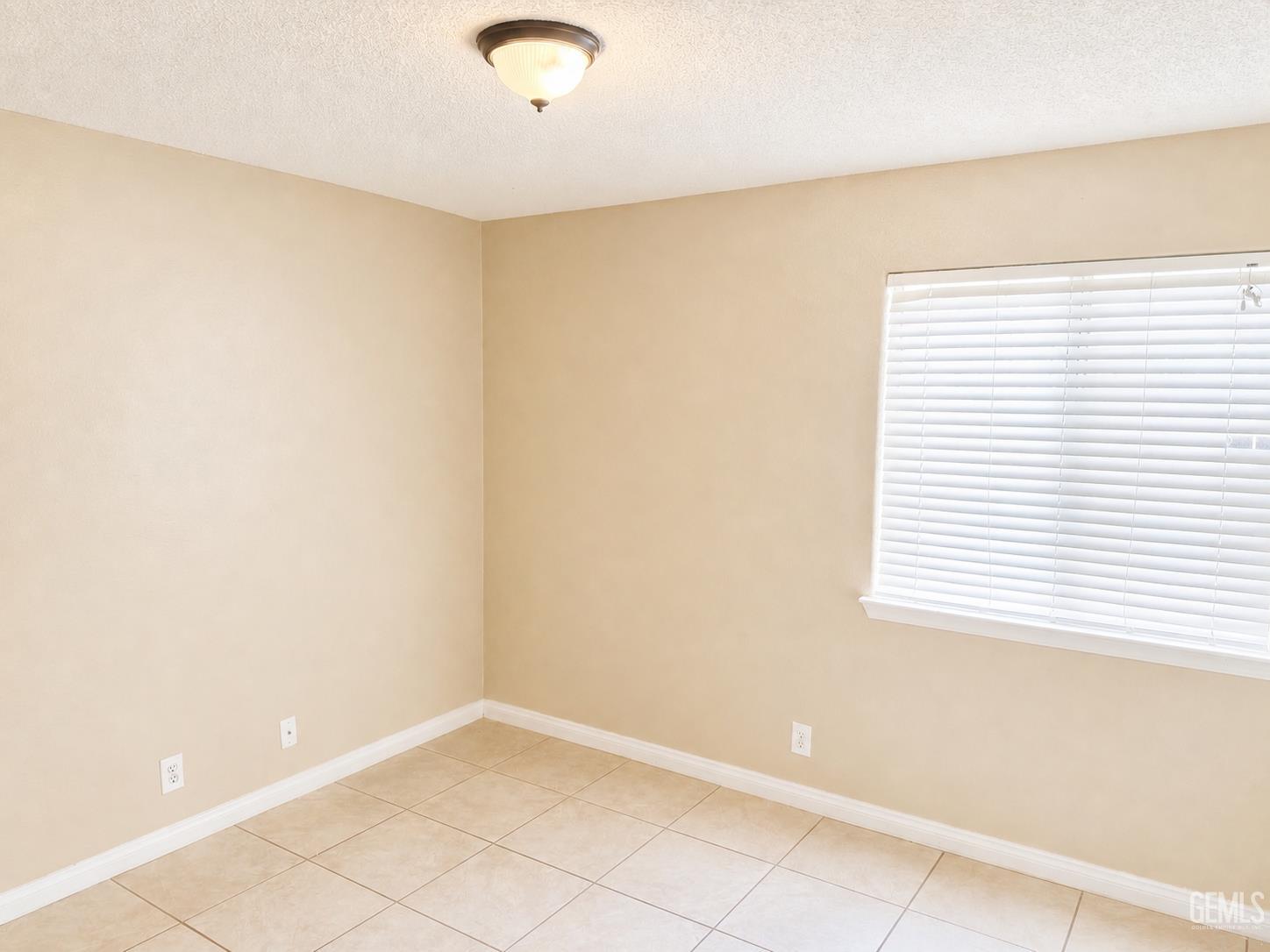 3125 Silver Spur Way