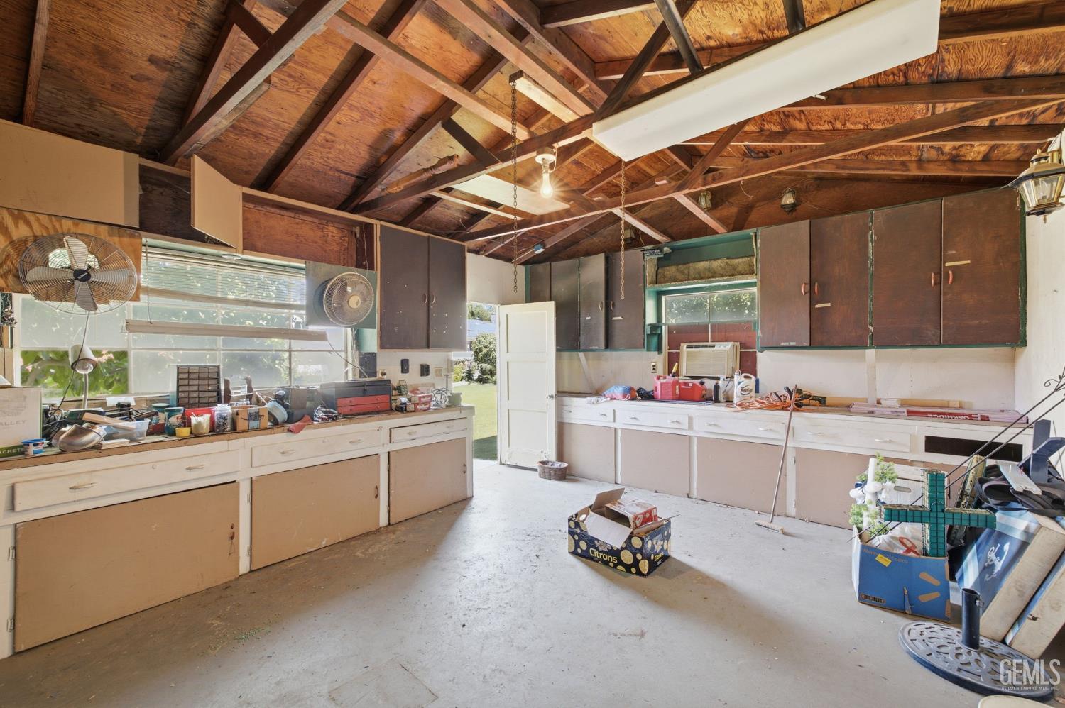 1019 Sterling Road
