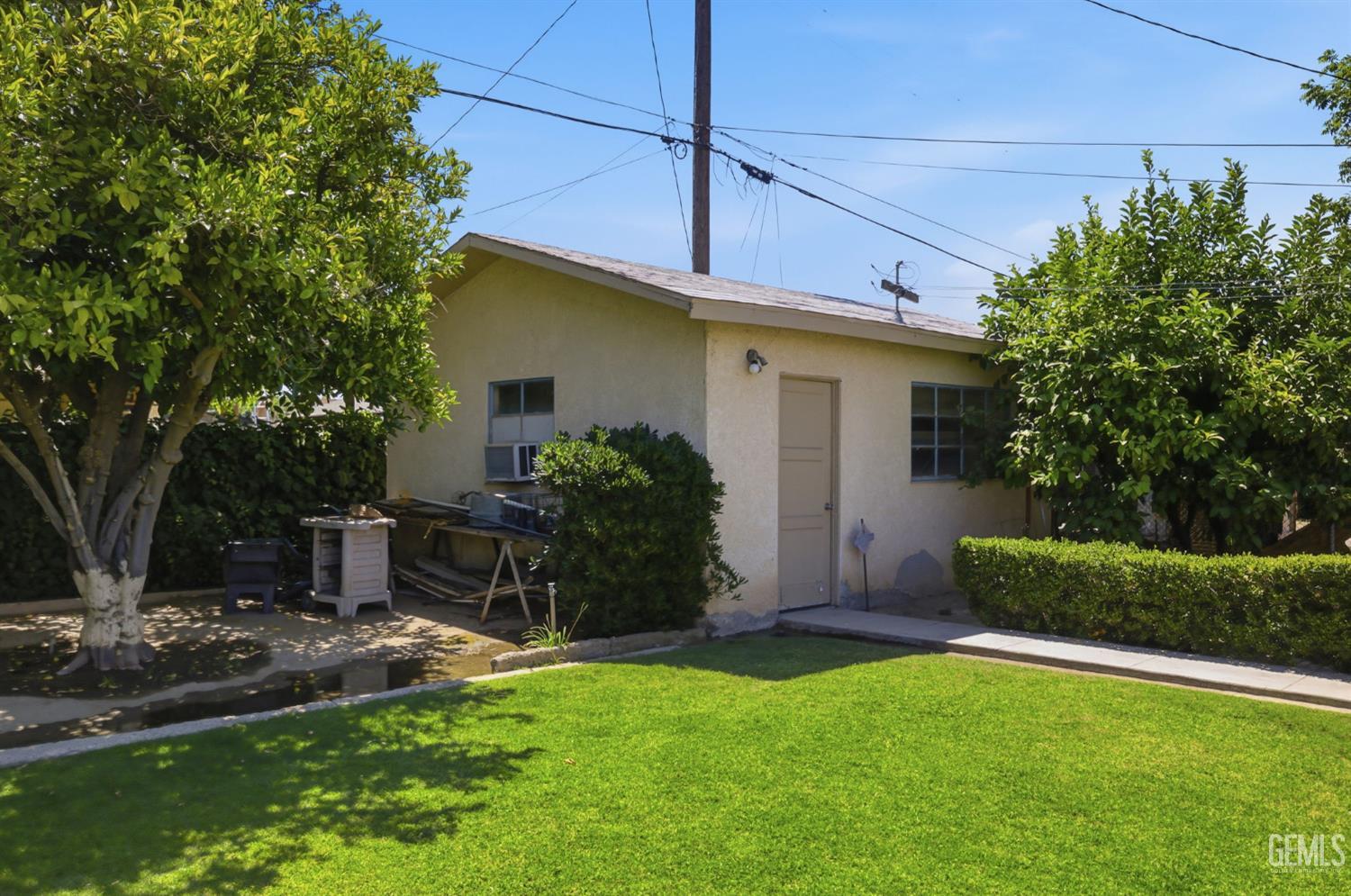 1019 Sterling Road