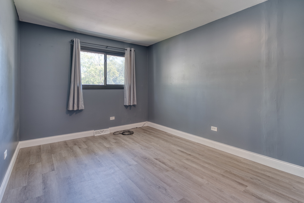 15267 Hiawatha Trail