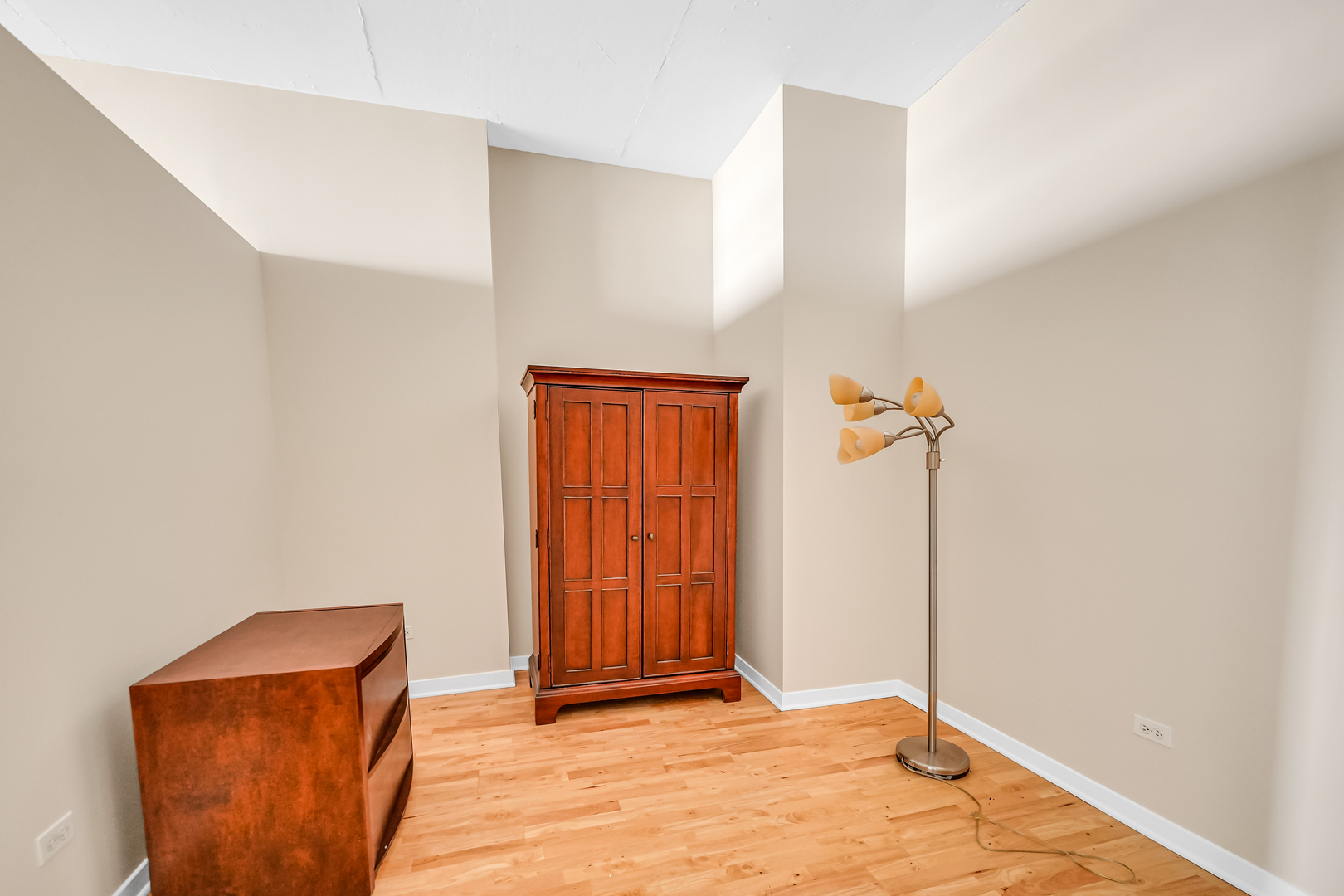 1600 S Indiana Avenue Unit: 1107