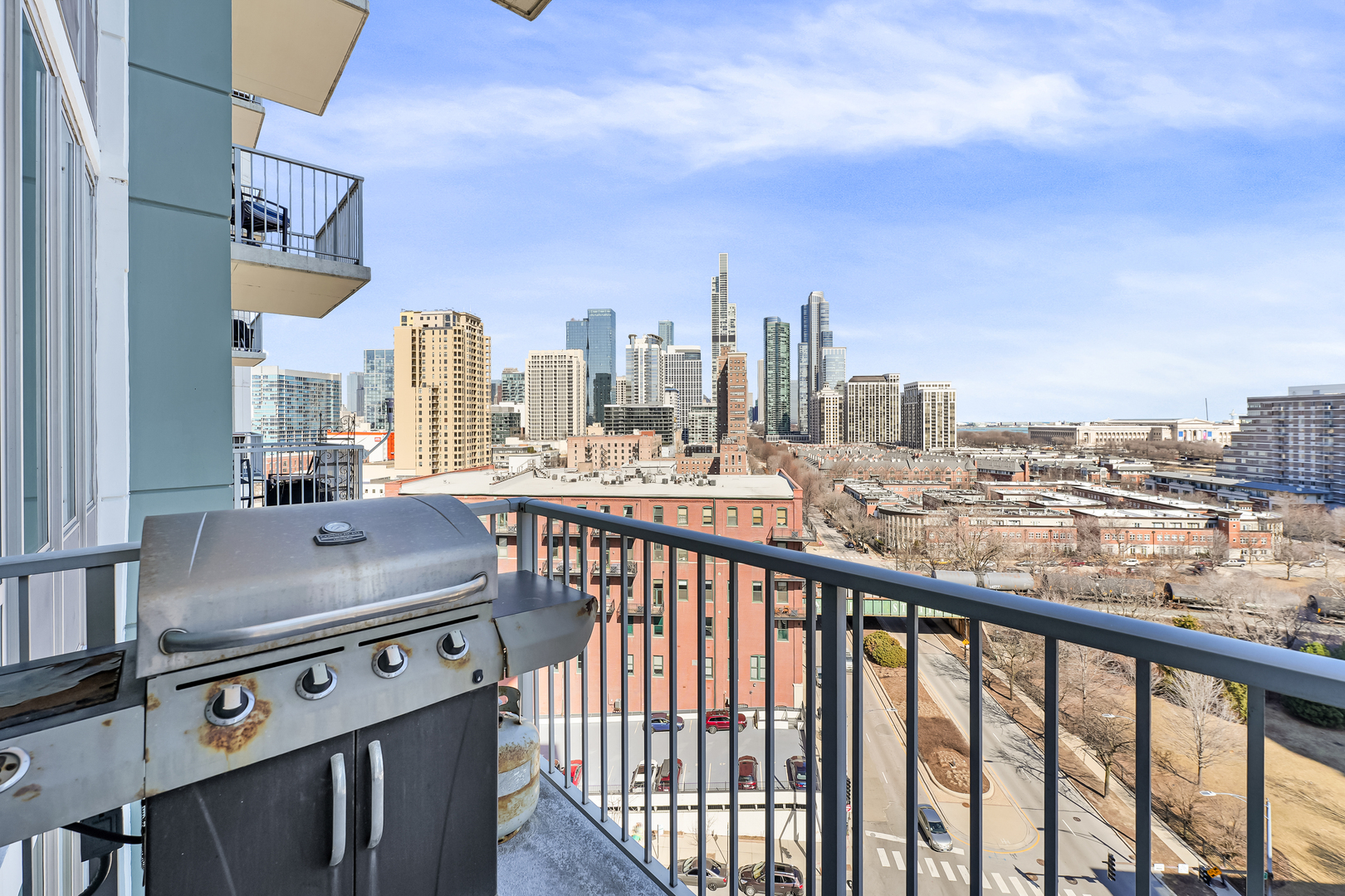 1600 S Indiana Avenue Unit: 1107