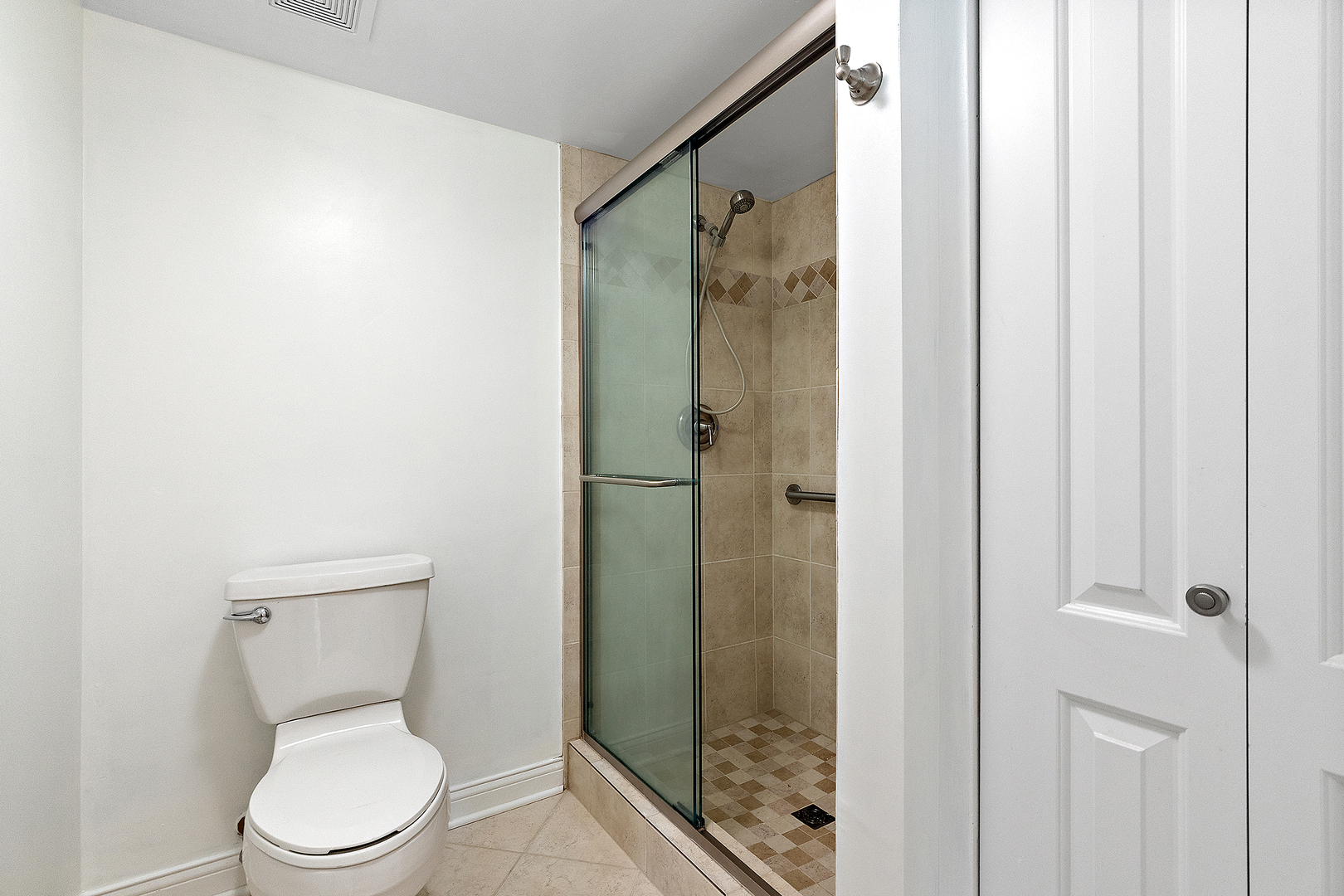 13151 S WESTVIEW Drive Unit: 1B