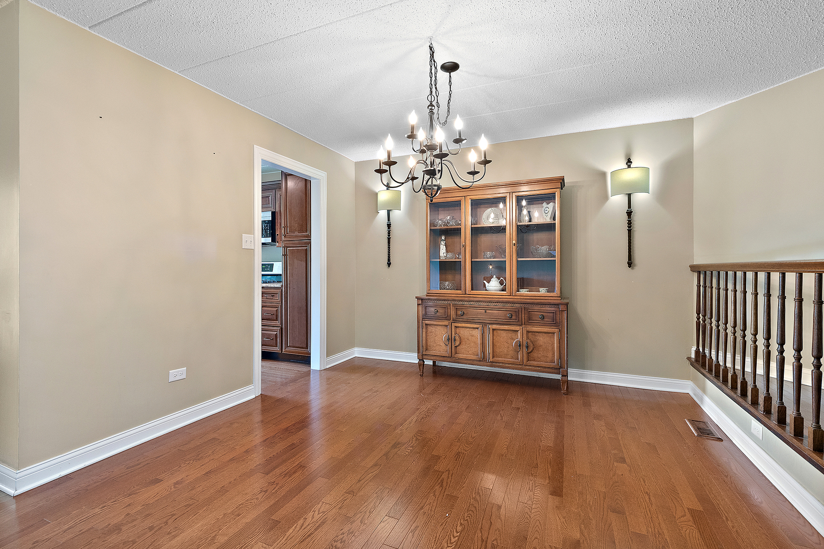 13151 S WESTVIEW Drive Unit: 1B