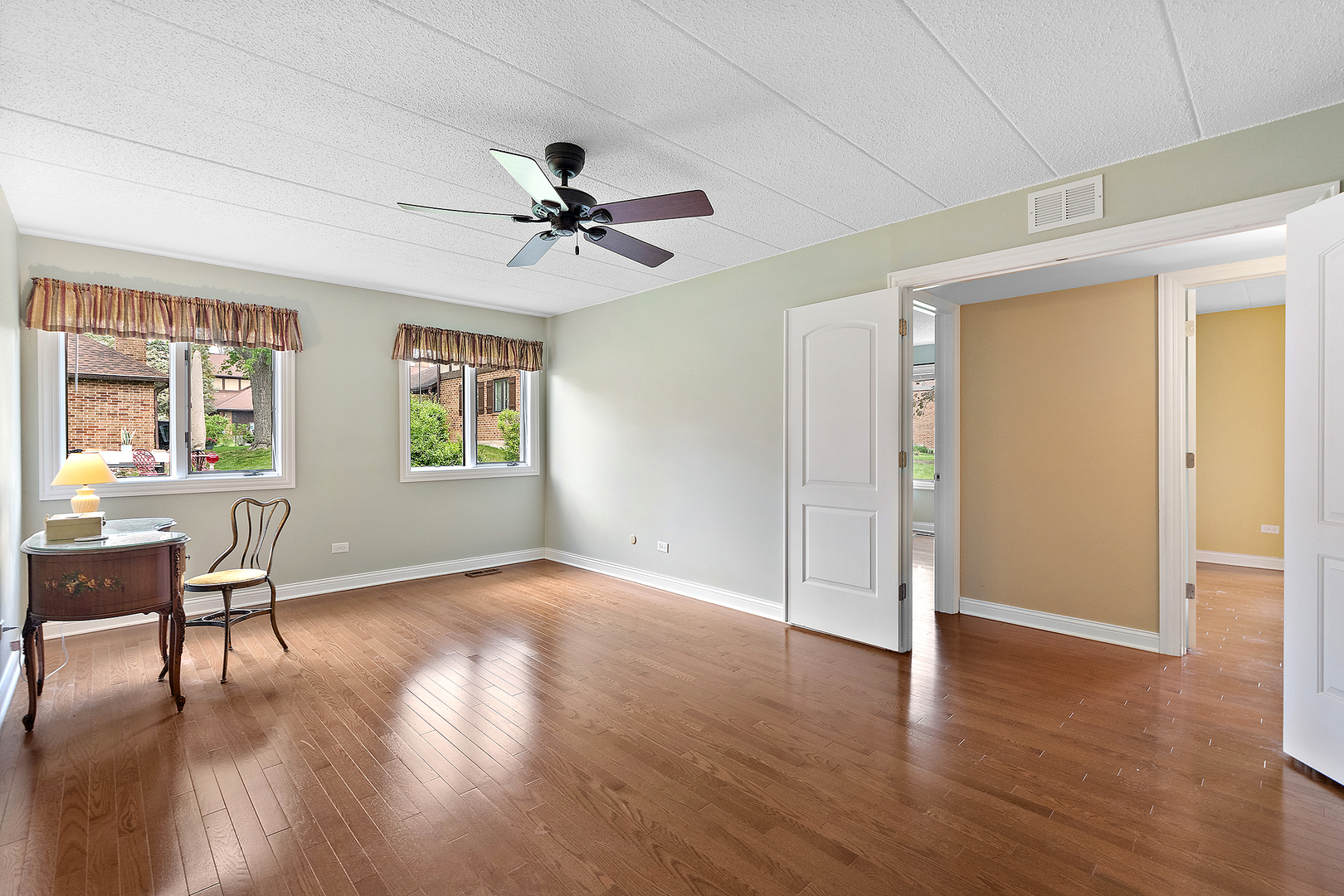 13151 S WESTVIEW Drive Unit: 1B