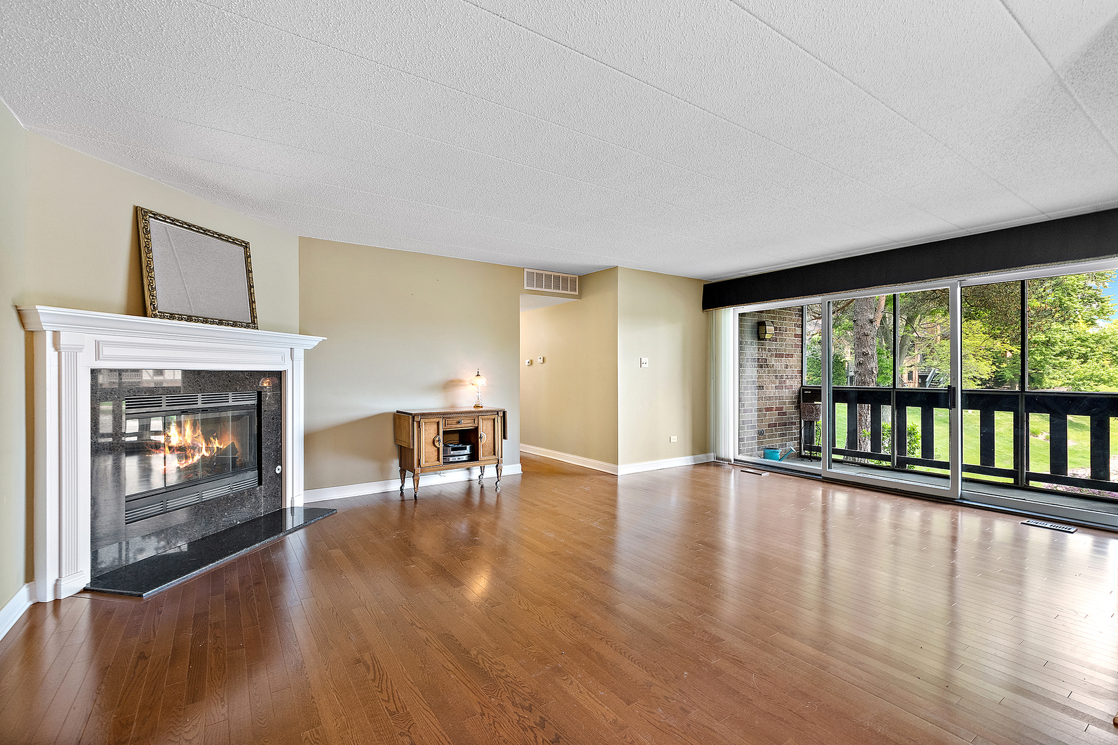 13151 S WESTVIEW Drive Unit: 1B