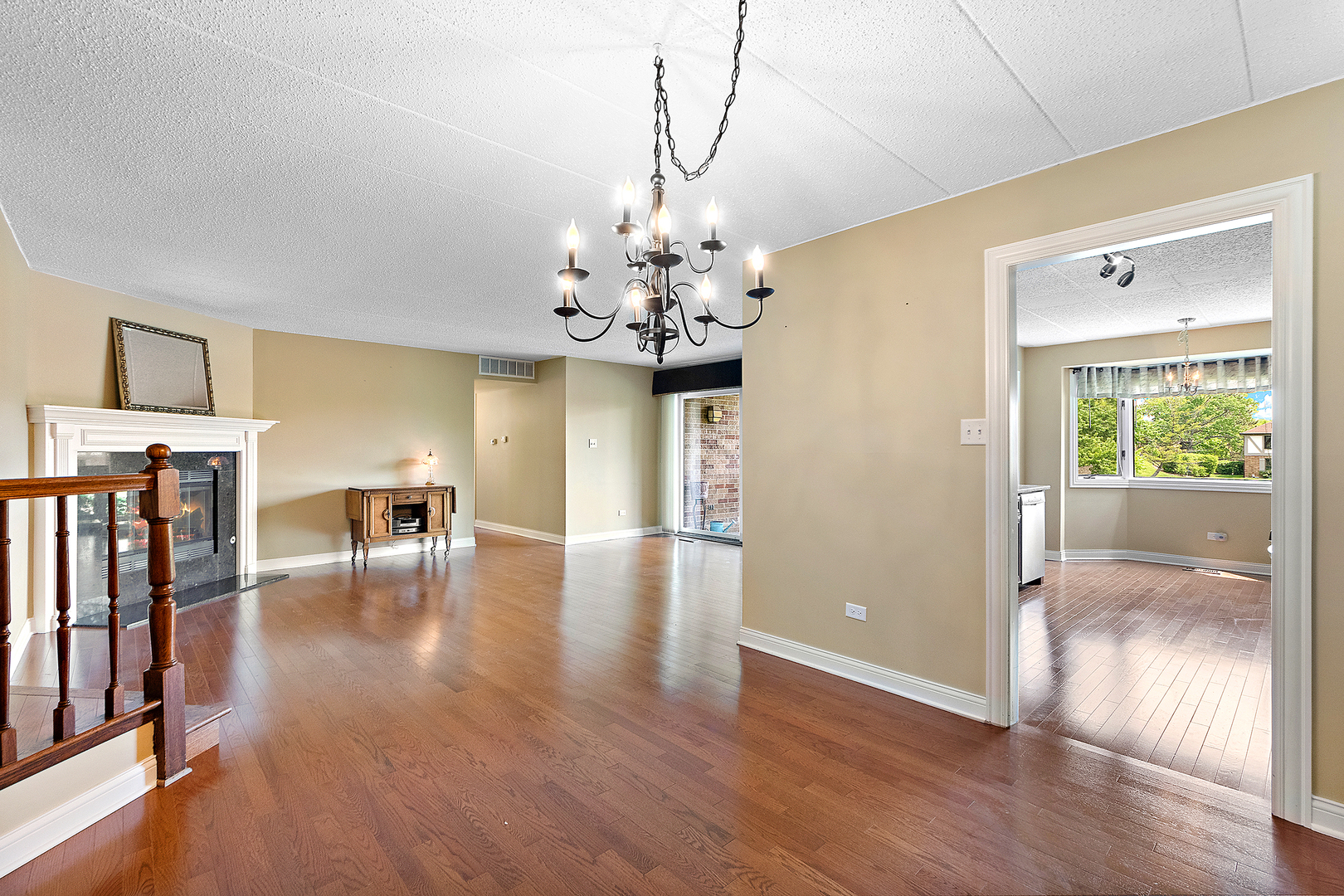 13151 S WESTVIEW Drive Unit: 1B