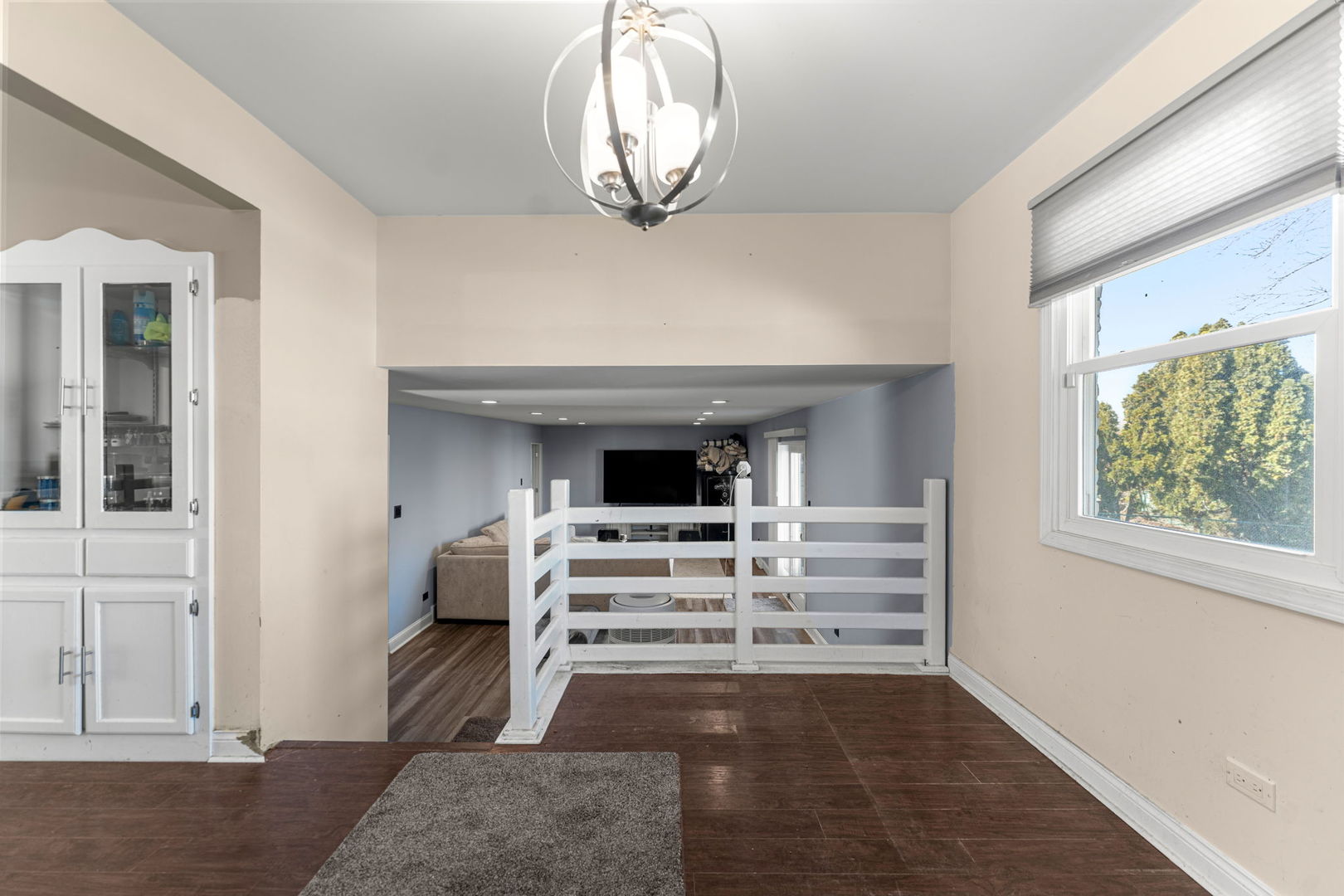 12210 Lake View Drive