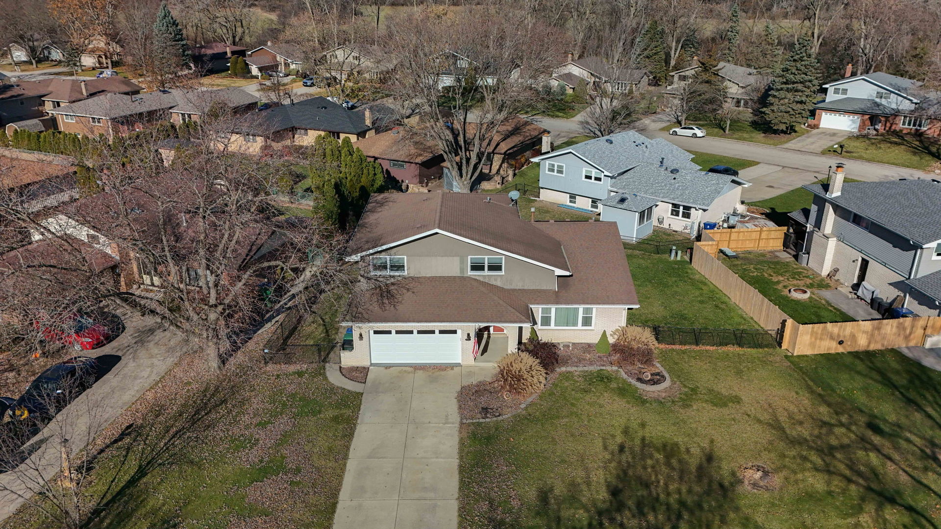 12210 Lake View Drive