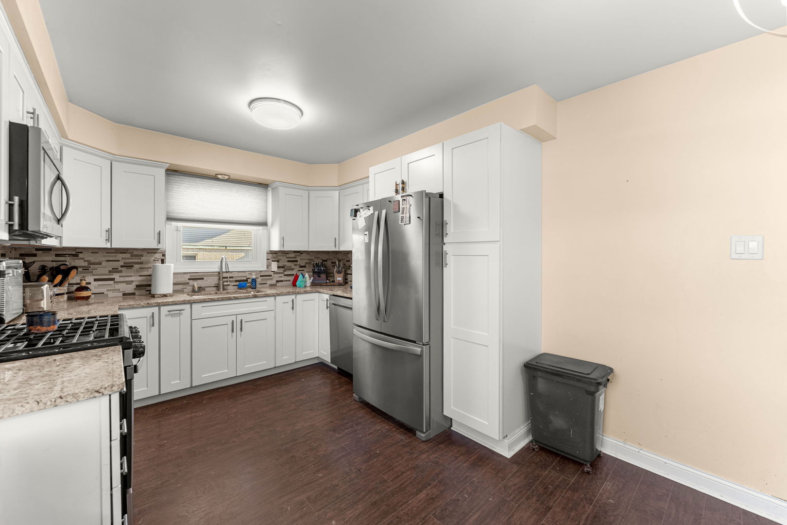 12210 Lake View Drive