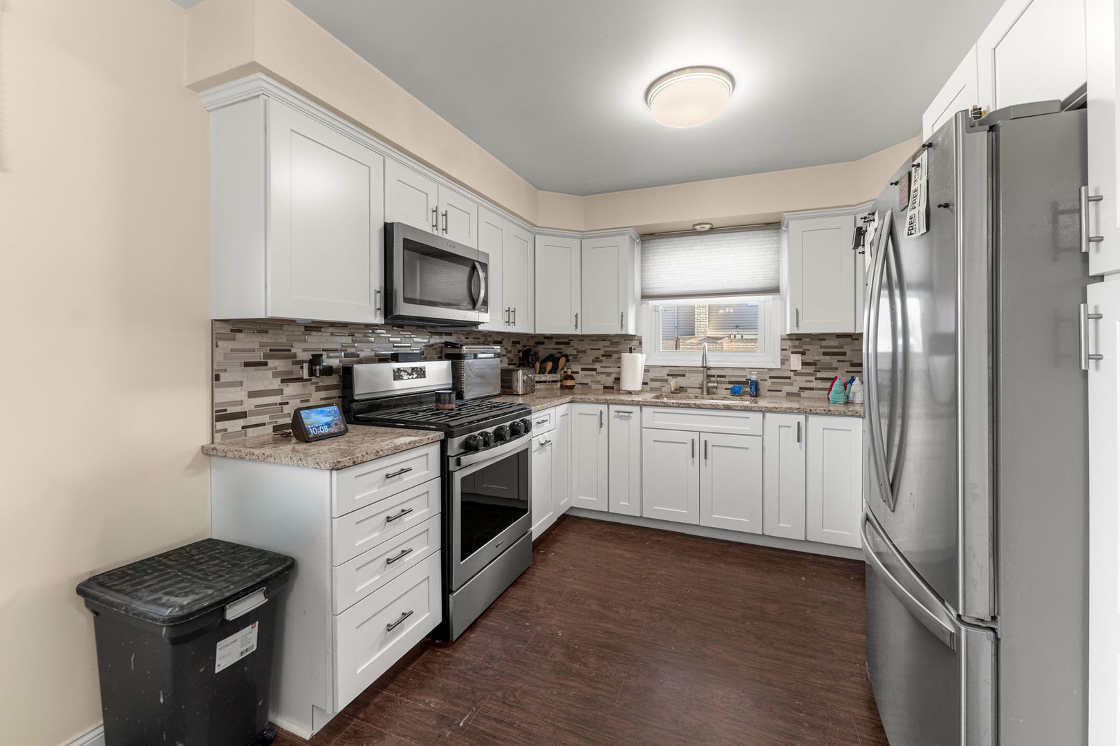 12210 Lake View Drive