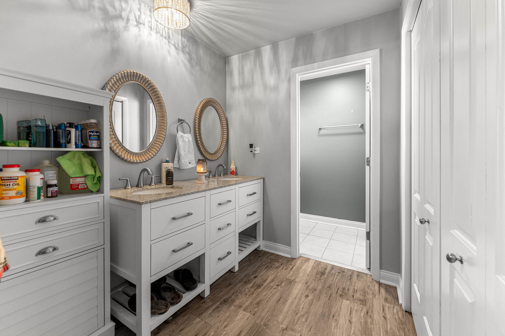 12210 Lake View Drive