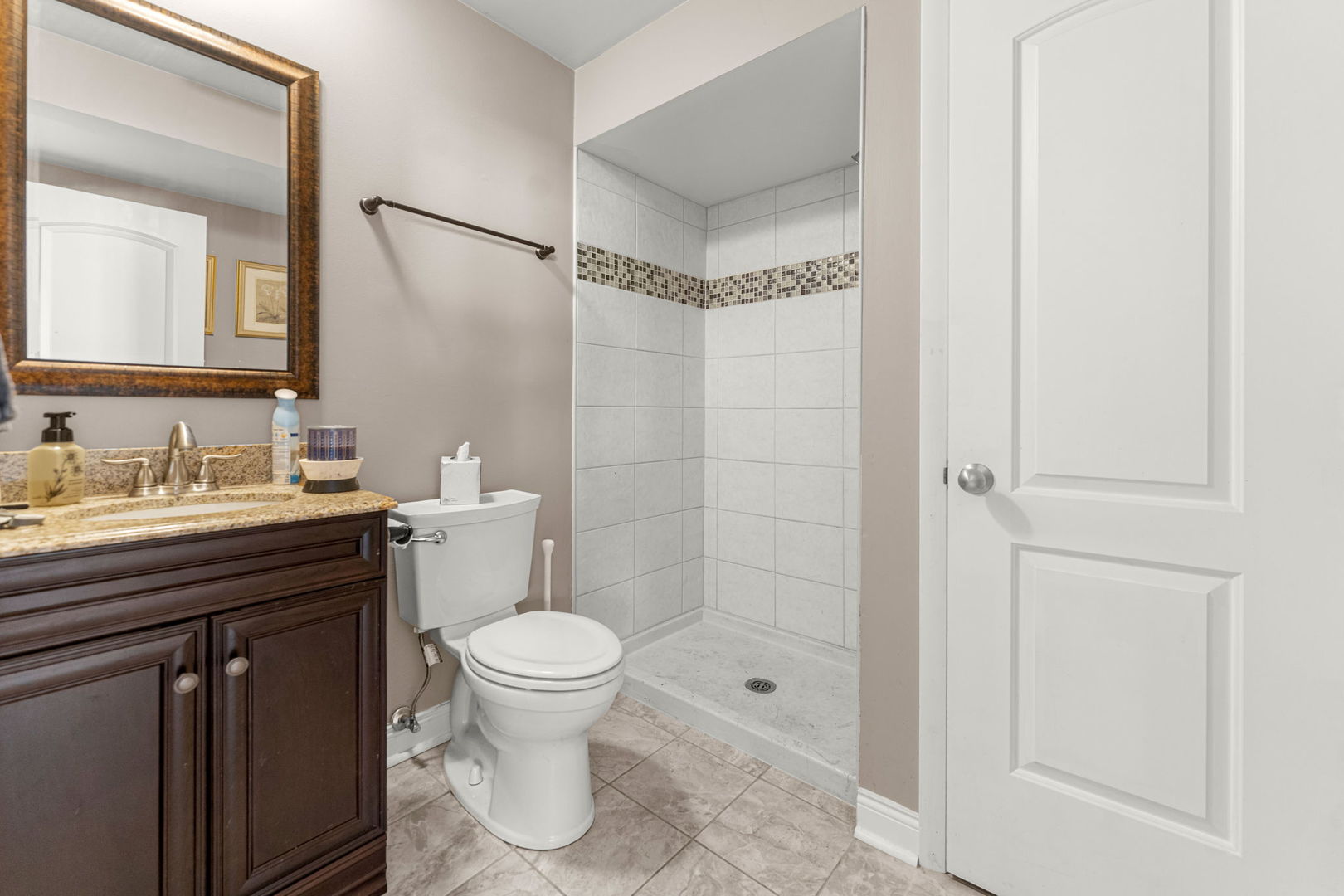 12210 Lake View Drive