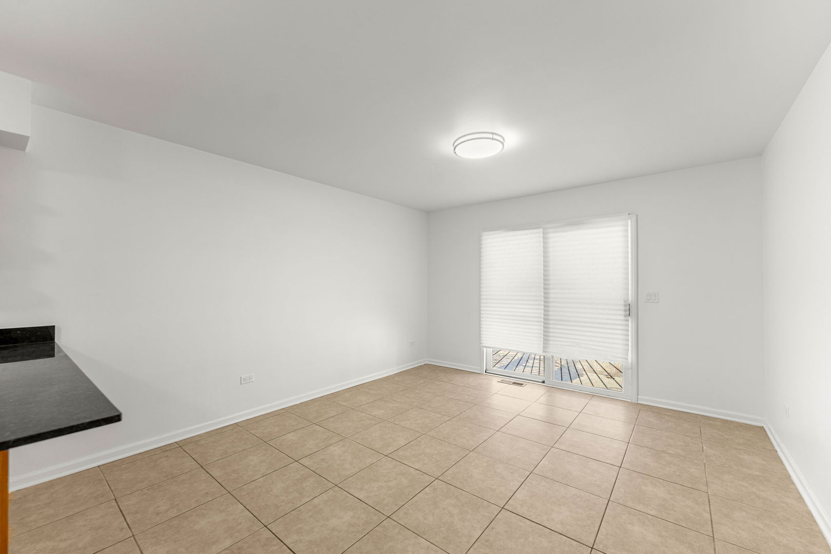 16446 Spaulding Avenue