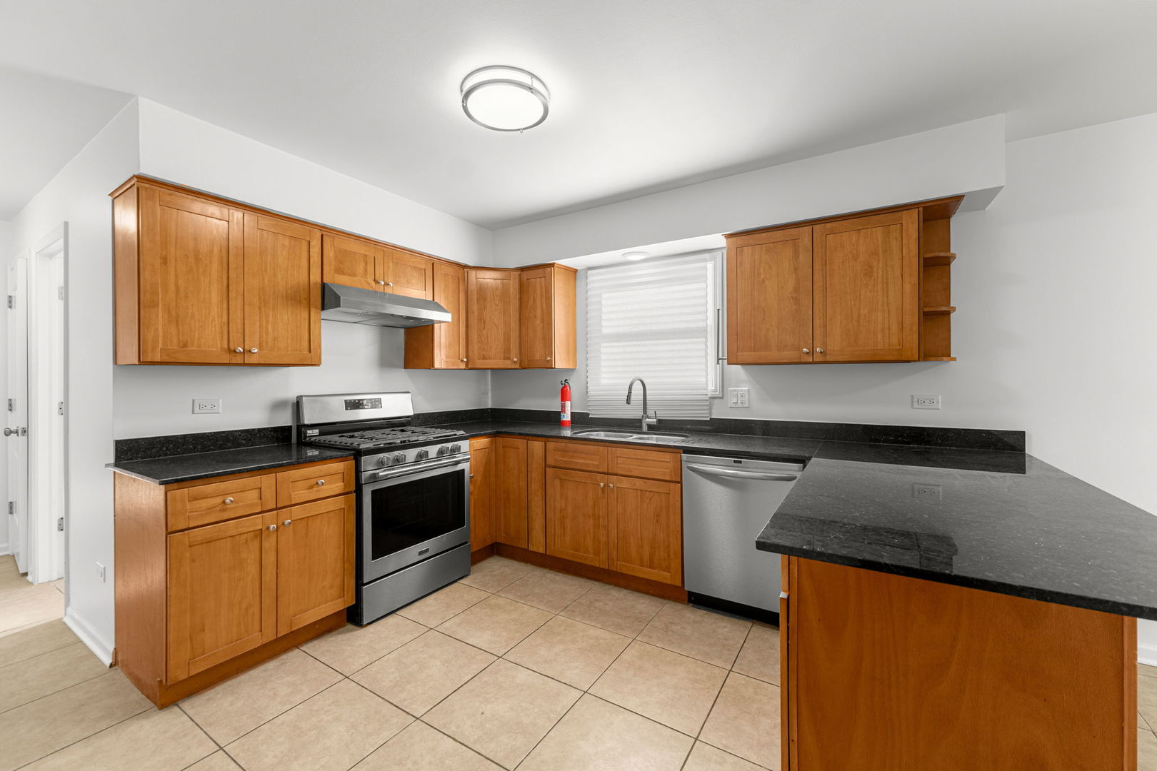 16446 Spaulding Avenue