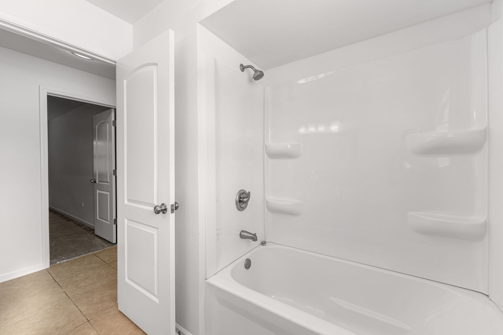 16446 Spaulding Avenue