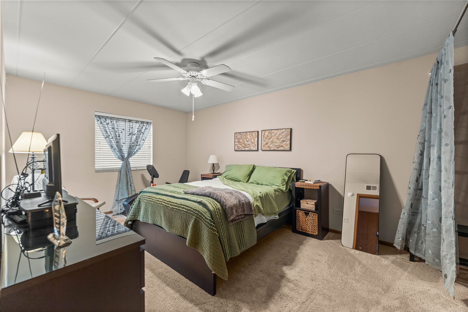 4926 134TH Street Unit: 204