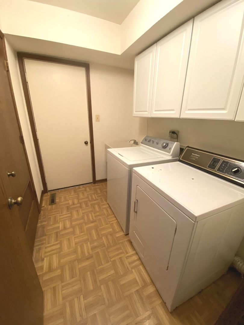 809 Shagbark Road Unit: 0