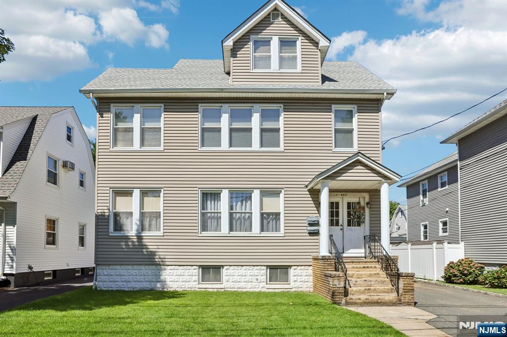 803 Devon Street