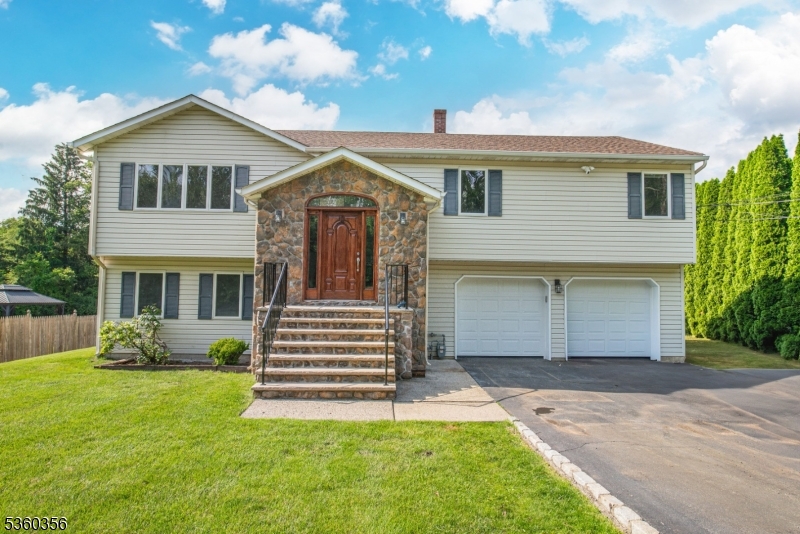 36 Bellows Ln