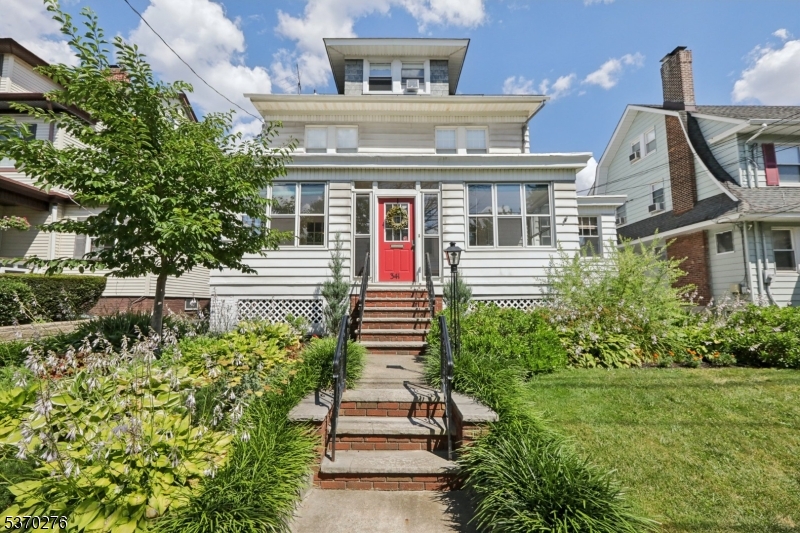 341 Parker St