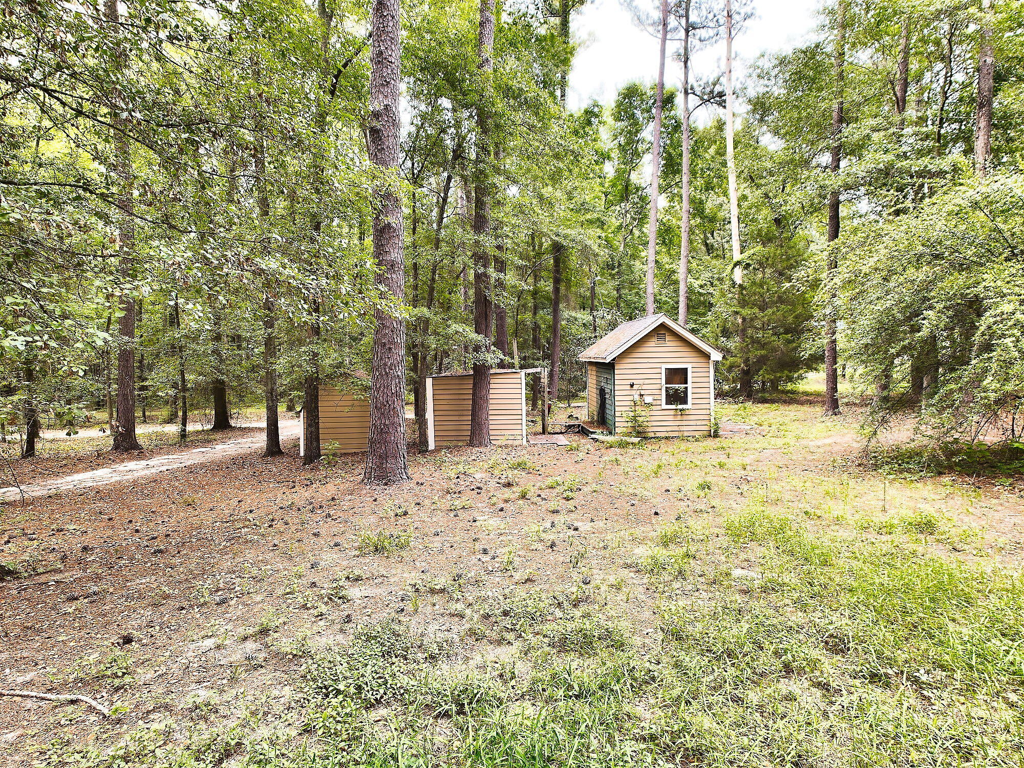 4741 RAILROAD Avenue B B