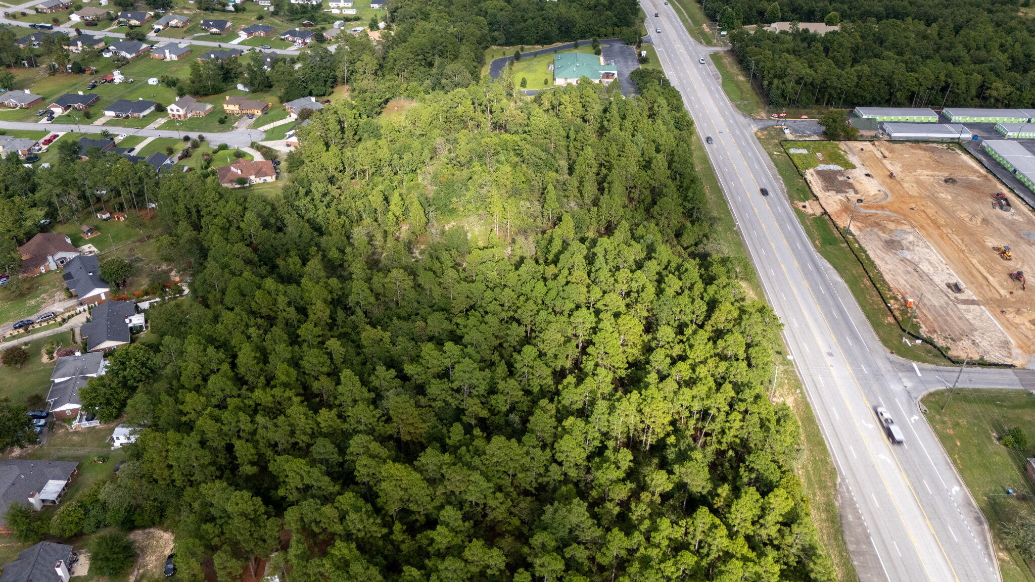 2377 Tobacco Road