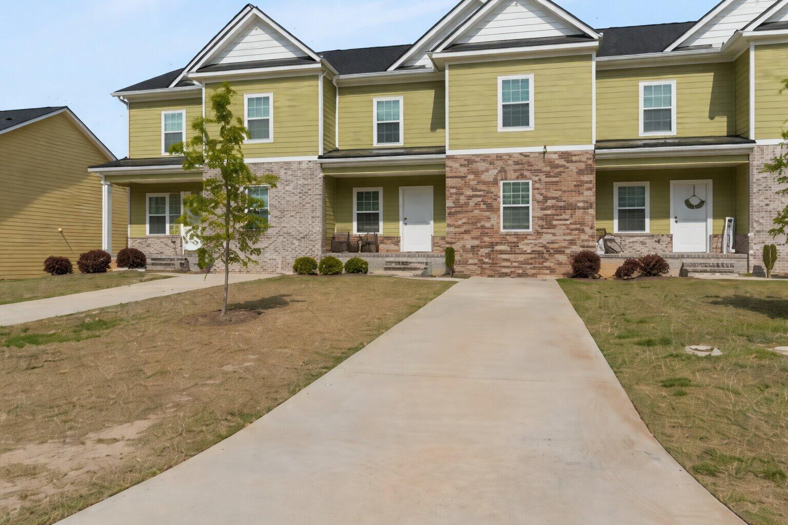 2413 Faith Trail