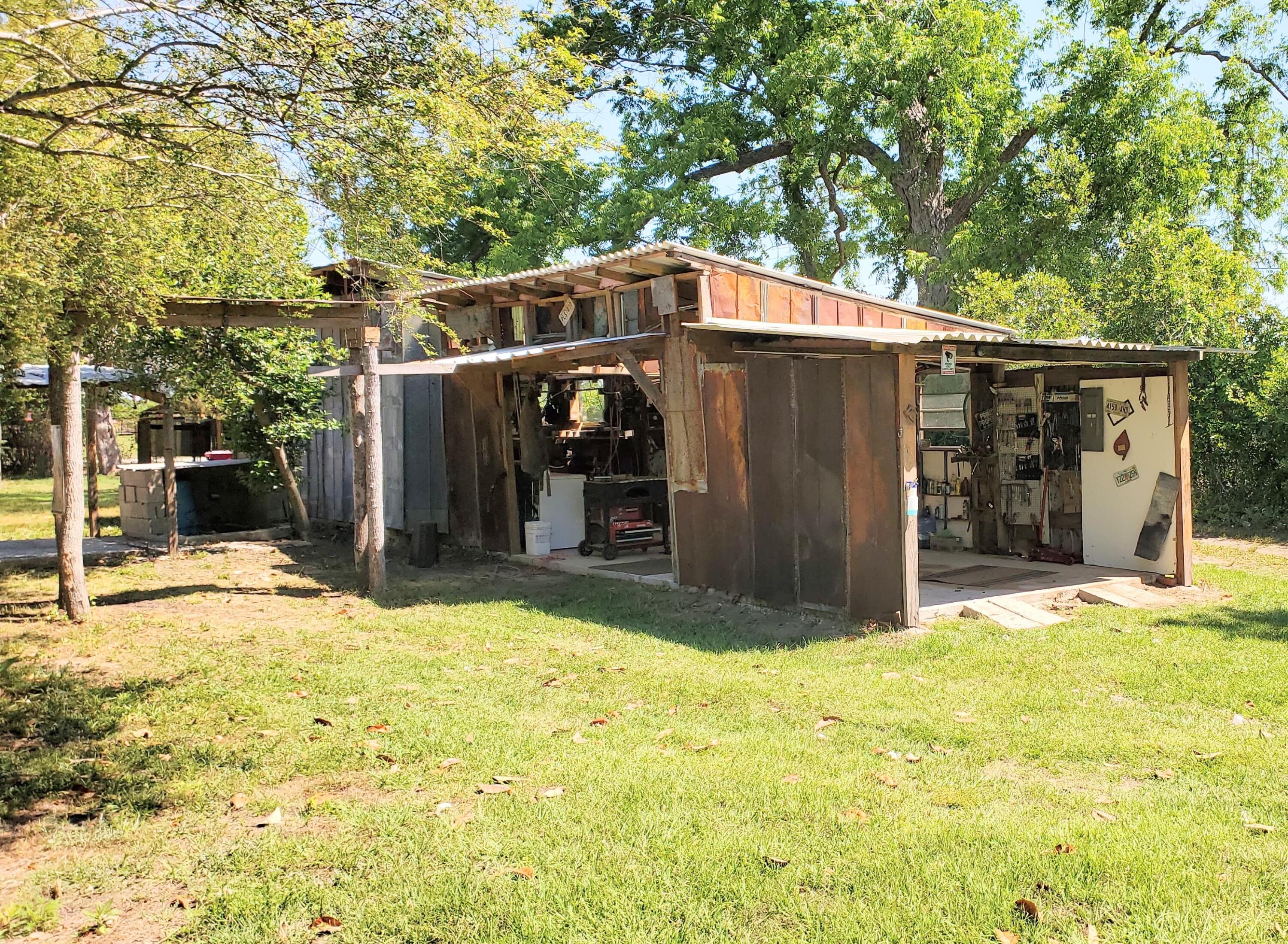 1467 Gough Spur Road