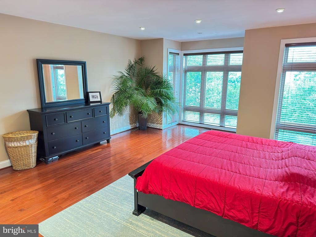 507 M STREET NE 2