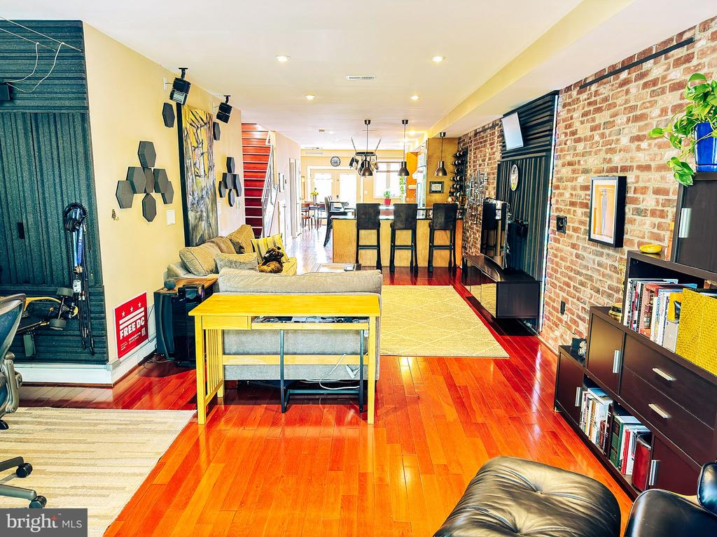507 M STREET NE 2