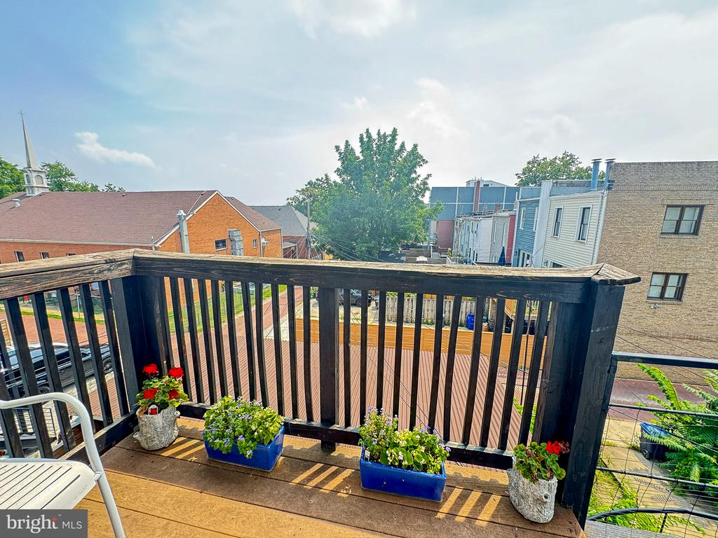 507 M STREET NE 2
