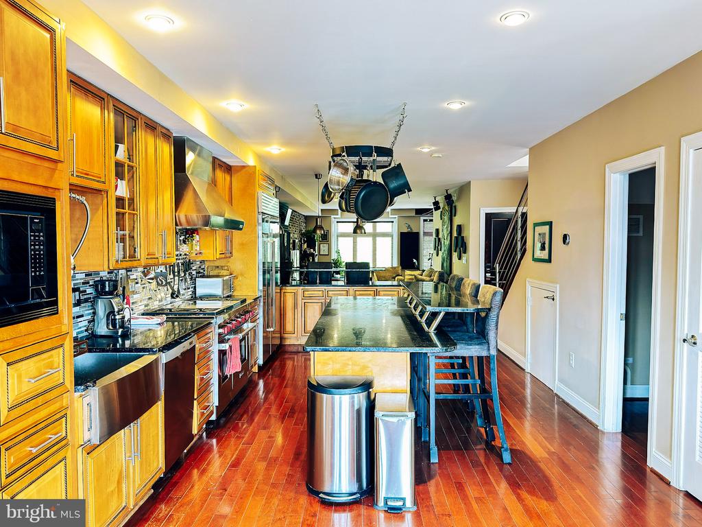 507 M STREET NE 2