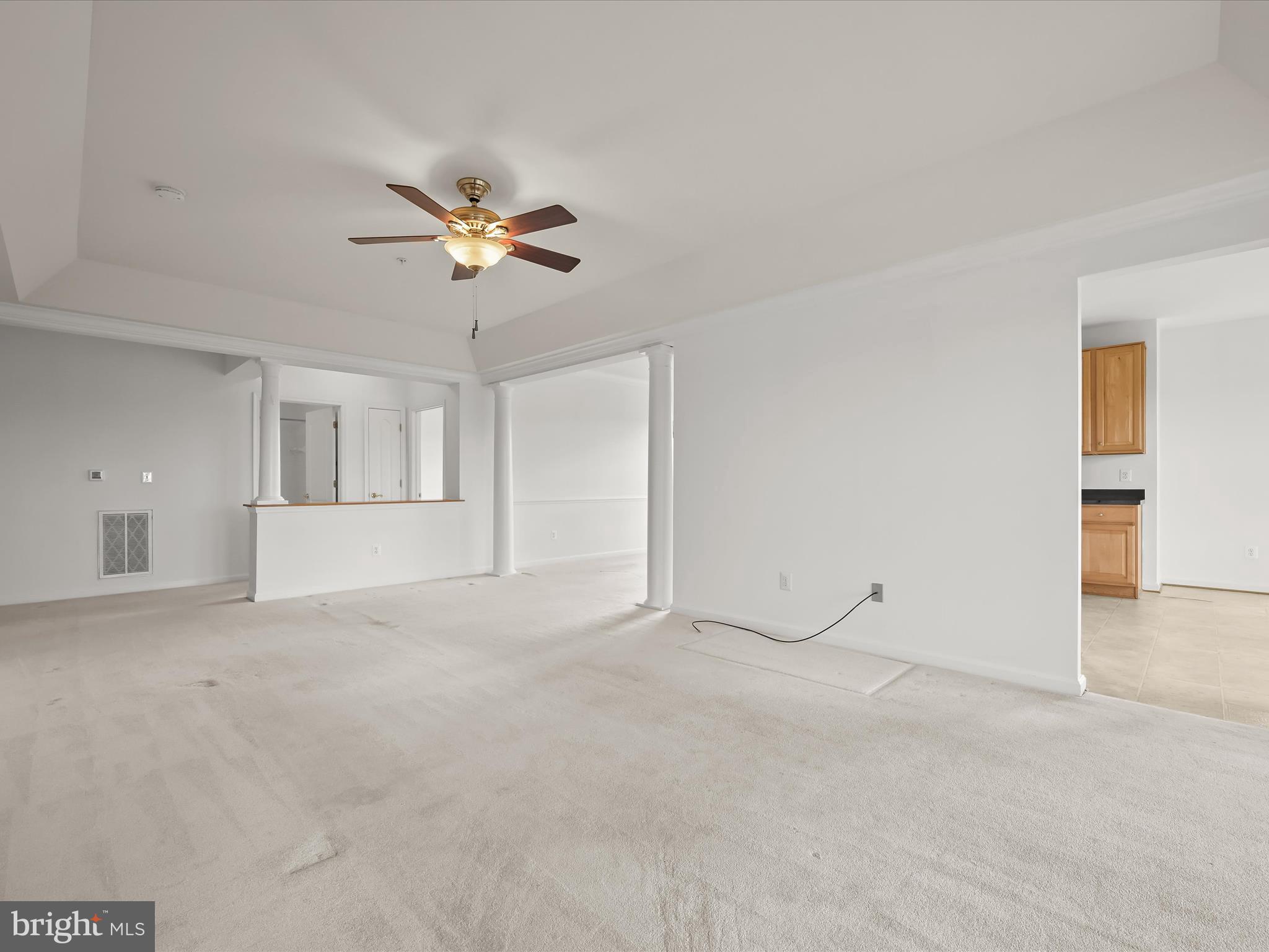 8600 ROAMING RIDGE WAY 406
