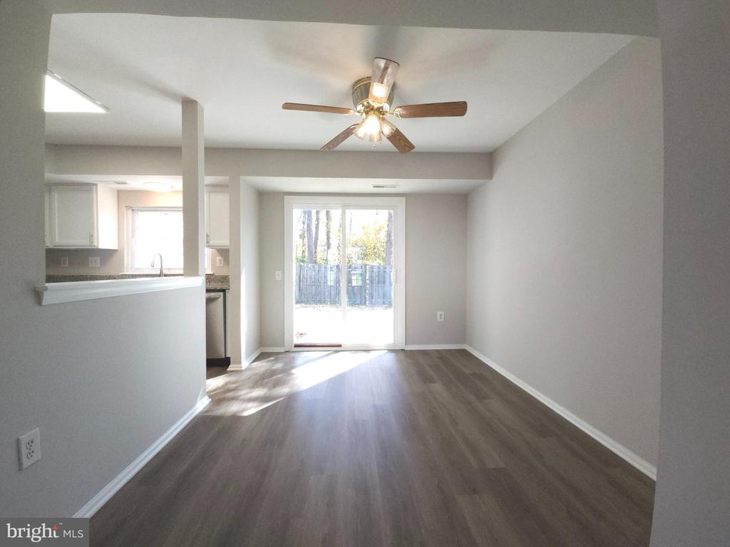 3915 LIGHT ARMS PLACE