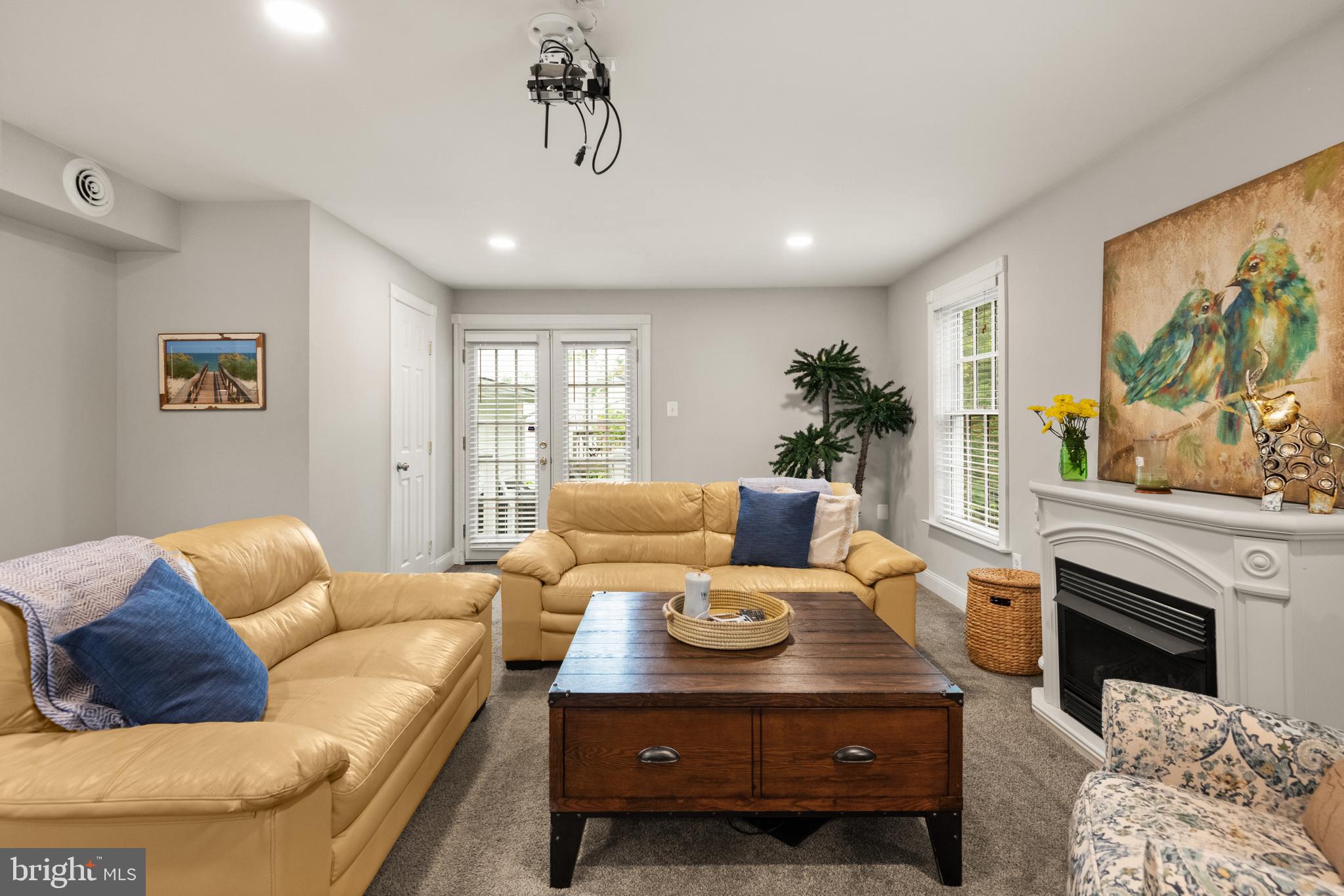2502 HAYDEN DRIVE