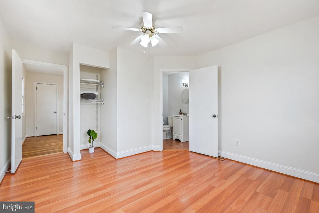 1000 VEIRS MILL ROAD