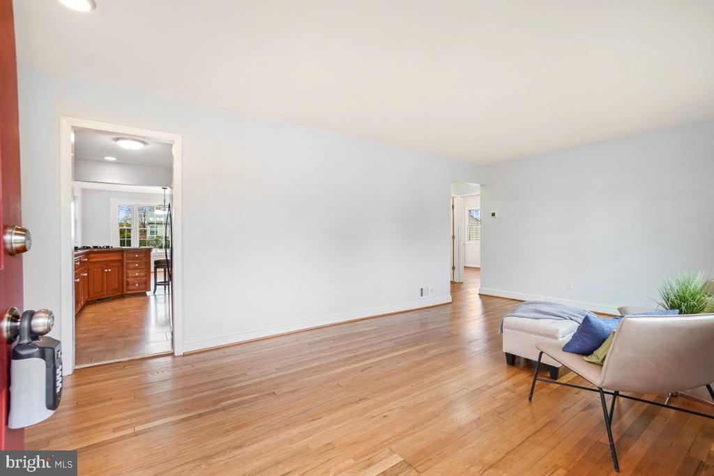 1000 VEIRS MILL ROAD