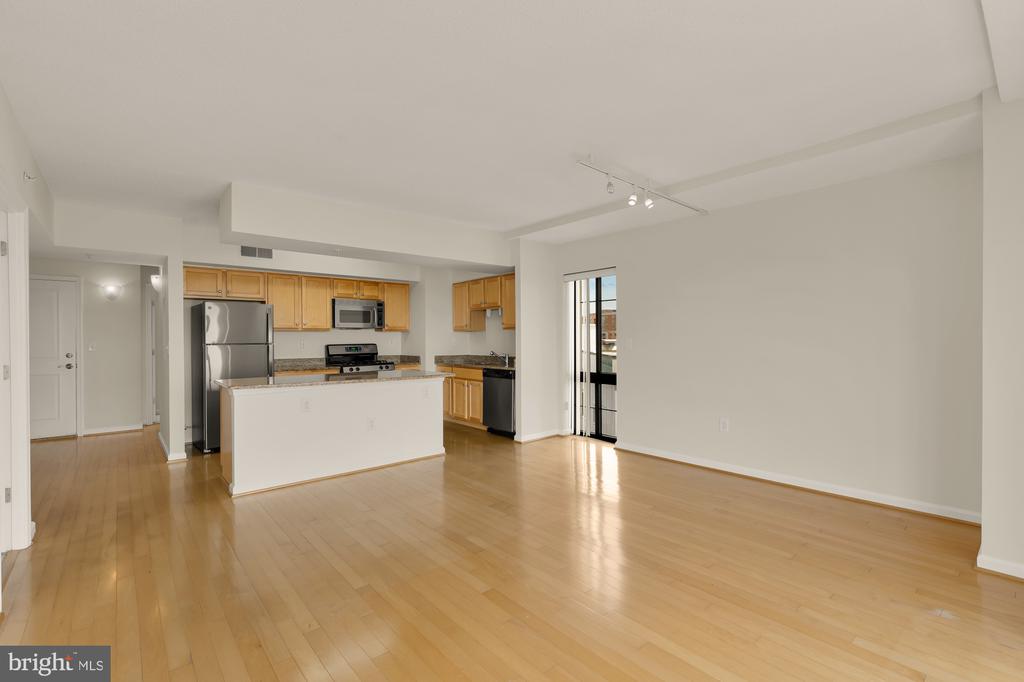 7915 EASTERN AVENUE Unit: 1014