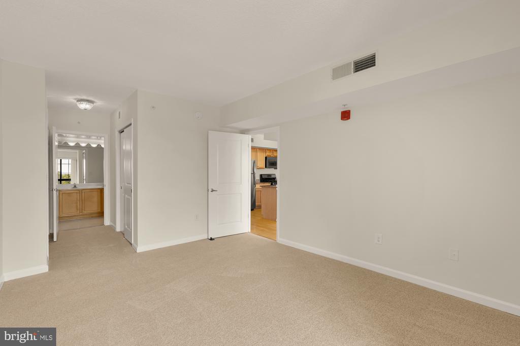 7915 EASTERN AVENUE Unit: 1014