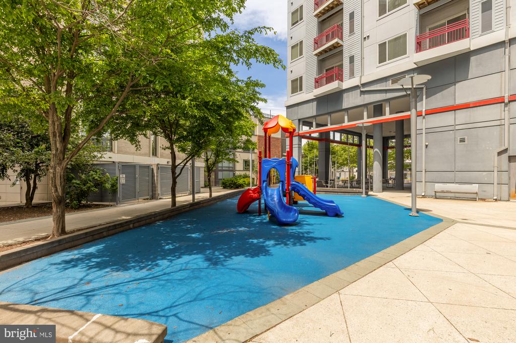 7915 EASTERN AVENUE Unit: 1014