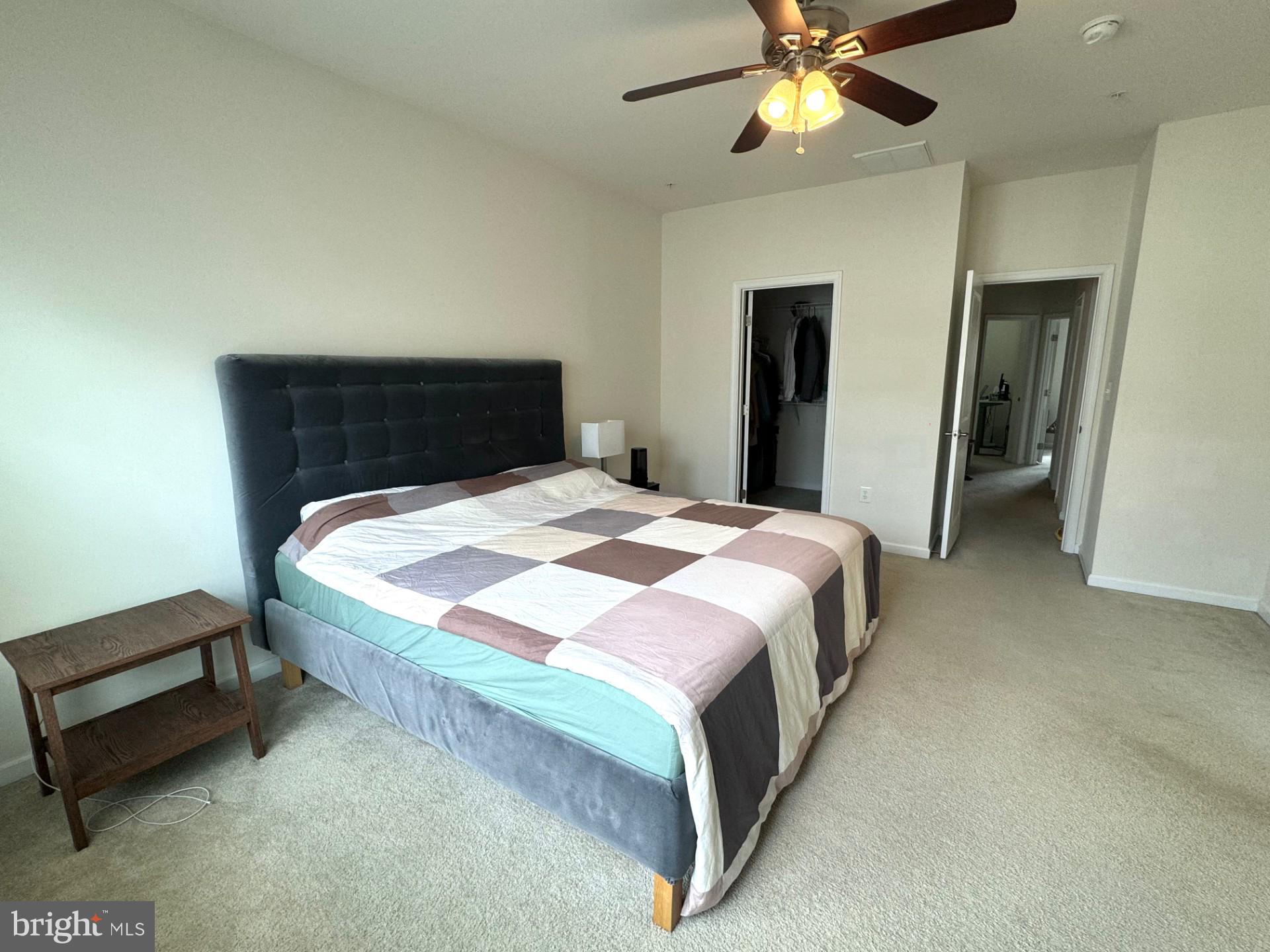 5302 STREAM BANK LANE