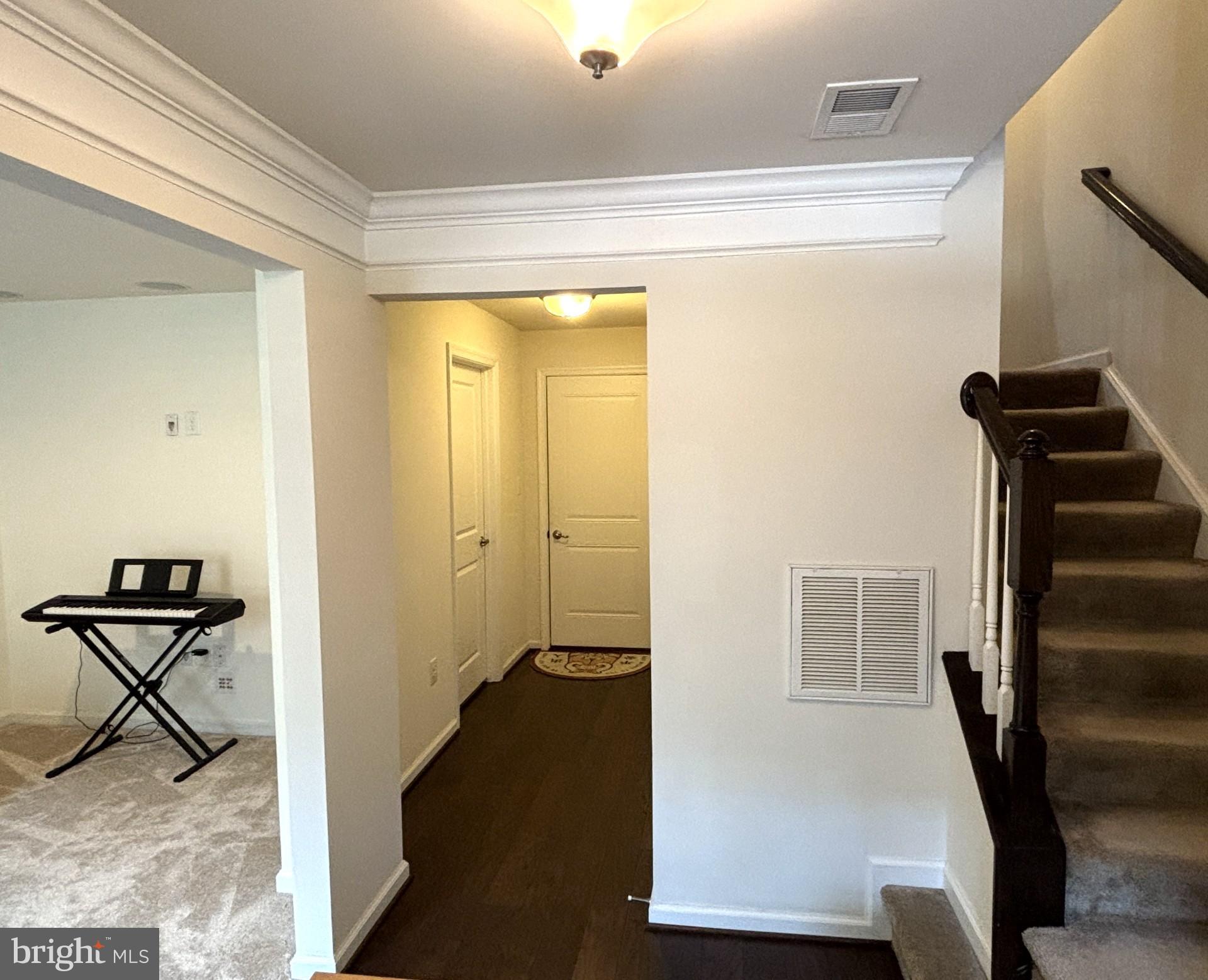 5302 STREAM BANK LANE