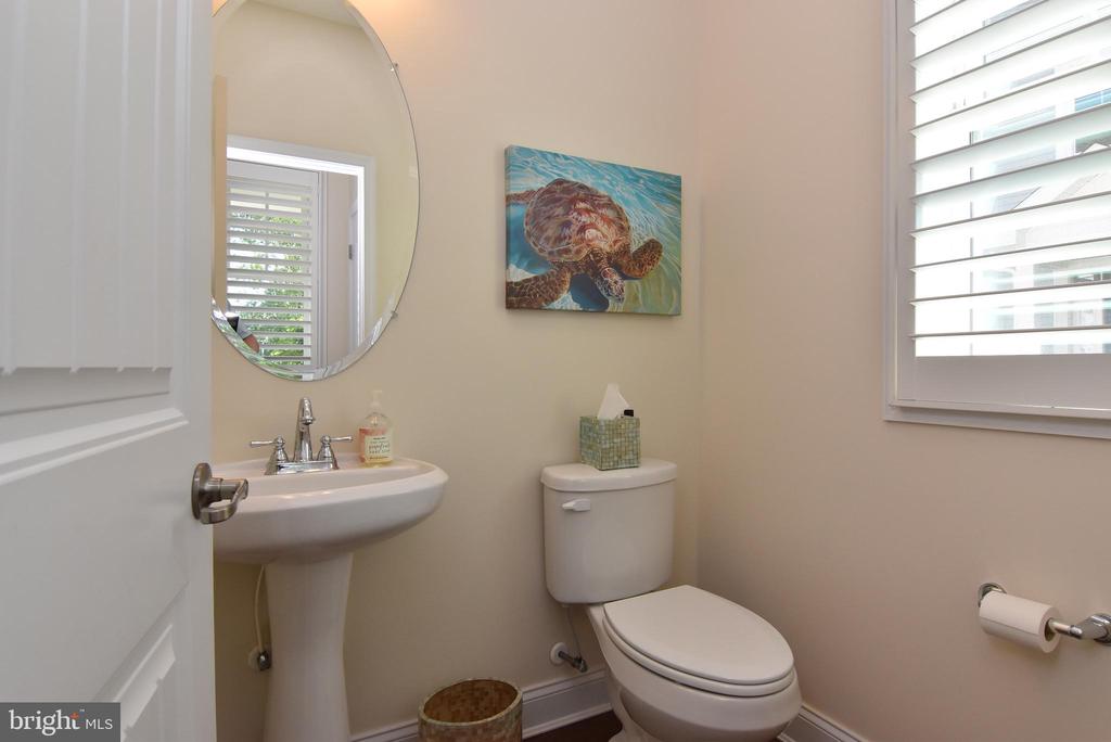 35103 ROEBUCK LANE