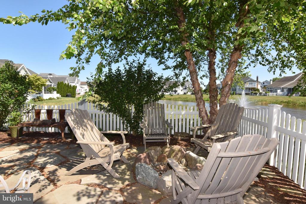 35103 ROEBUCK LANE