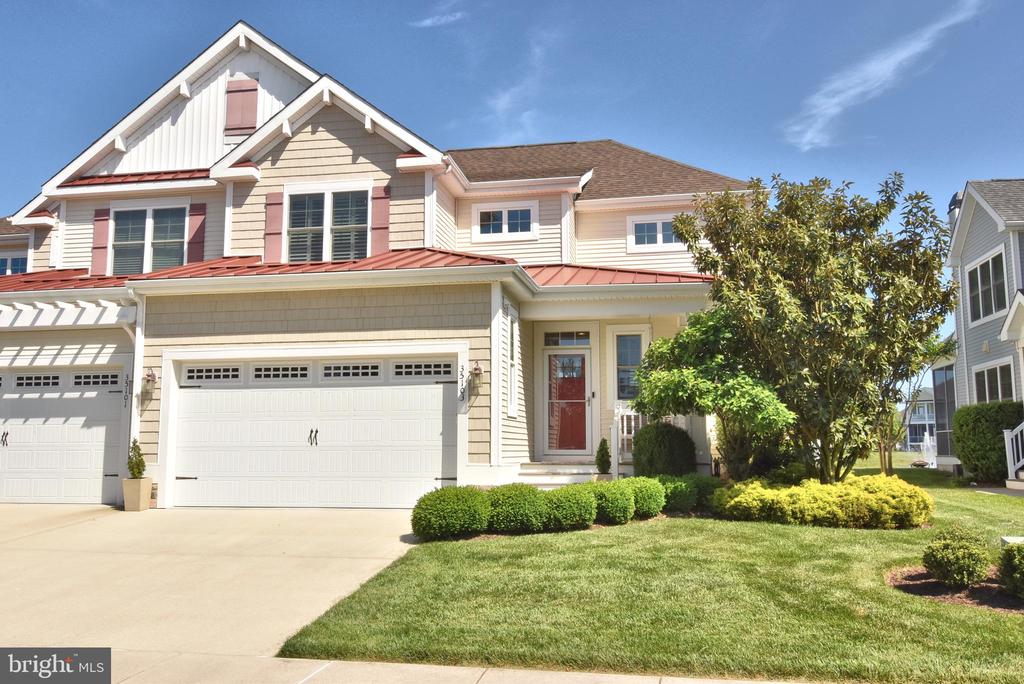 35103 ROEBUCK LANE